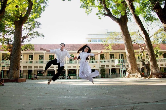 Qua 15 lần yêu và tan vỡ, 2 lần tìm bạn trai trên truyền hình, cô gái Sài Gòn đã kén được rể Nga ưng - Ảnh 1.