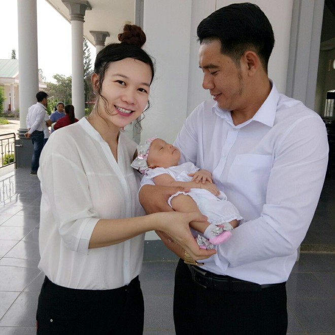 Âm mưu đằng sau nồi gà hầm chồng đi làm về bắt vợ ăn hết và lý do khiến cô vợ trẻ lặng lẽ khóc - Ảnh 1. Âm mưu đằng sau nồi gà hầm chồng đi làm về bắt vợ ăn hết và lý do khiến cô vợ trẻ lặng lẽ khóc - Ảnh 1.