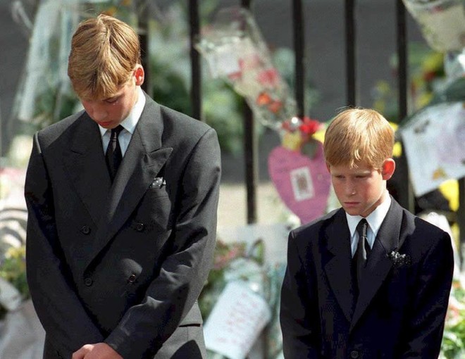 Hé lộ những sự thật động trời về đám tang Công nương Diana mà Hoàng gia Anh giấu kín 20 năm nay - Ảnh 7.