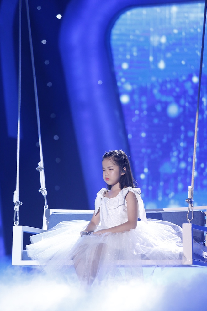 Miu Lê phát cuồng, tự nhận là fangirl của cậu bé điển trai Idol Kids - Ảnh 12. Miu Lê phát cuồng, tự nhận là fangirl của cậu bé điển trai Idol Kids - Ảnh 12.