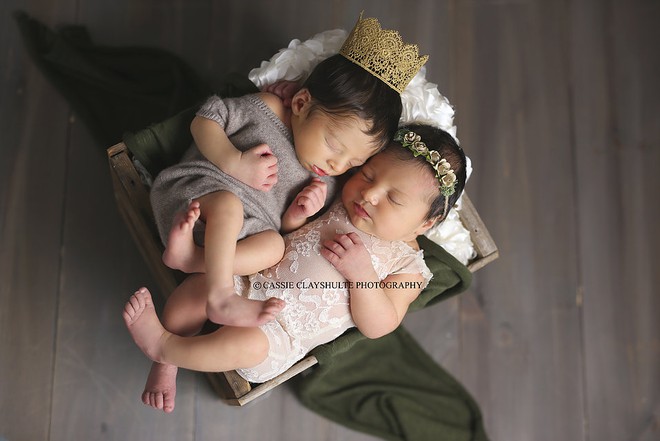 Hình ảnh 2 đứa bé sơ sinh nằm cạnh giường nhau trở nên nổi tiếng vì một lí do không ai ngờ tới - Ảnh 6.