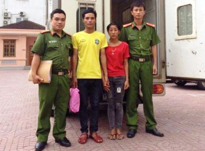 Cô gái trở về từ Trung Quốc tố cáo nhóm buôn trẻ em - Ảnh 1.