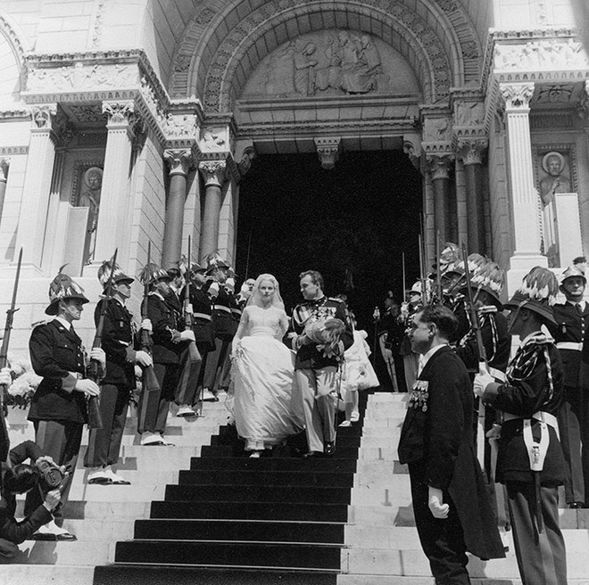 Toàn cảnh đám cưới thế kỷ vươt mặt ngày trọng đại của công nương Kate - hoàng tử William về độ xa hoa - Ảnh 6.