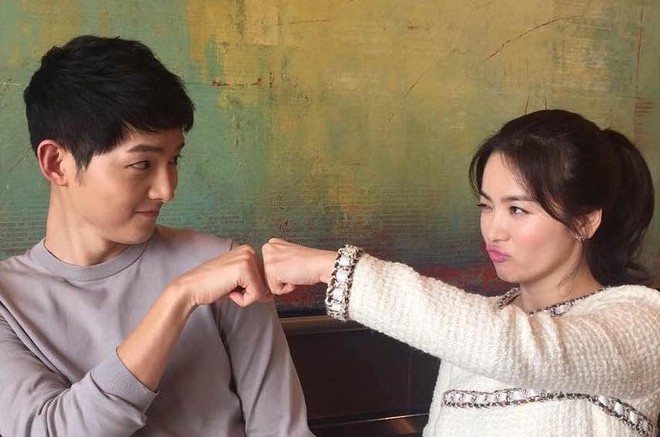 Mải lo chuyện cưới xin, vợ chồng Song - Song vắng mặt ở bảng nhân vật quyền lực nhất xứ Hàn - Ảnh 2.
