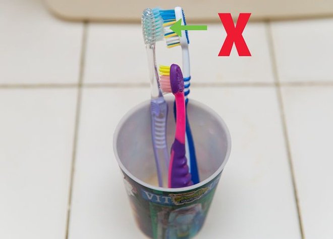 Đánh tan nỗi lo ngại bàn chải đánh răng bẩn bằng cách cực hay và vô cùng đơn giản sau - Ảnh 2.