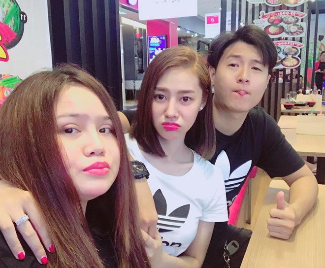 Linh Chi mặc áo đôi, đi chơi cùng em trai Lâm Vinh Hải sau khi chia tay - Ảnh 1. Linh Chi mặc áo đôi, đi chơi cùng em trai Lâm Vinh Hải sau khi chia tay - Ảnh 1.