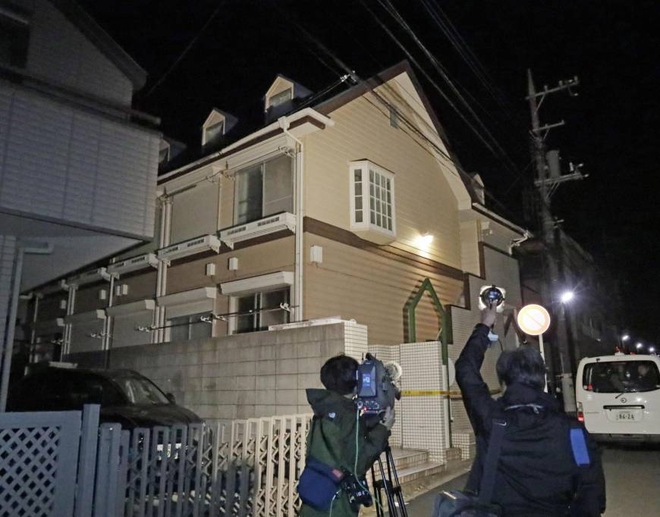 9 thi thể được phát hiện bên trong căn hộ bốc mùi lạ và dòng tin nhắn khiến dư luận Nhật bàng hoàng - Ảnh 1.