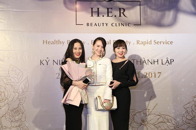 Nồng ấm Gala kỷ niệm 1 năm th&agrave;nh lập H.E.R Beauty Clinic - Ảnh 2.