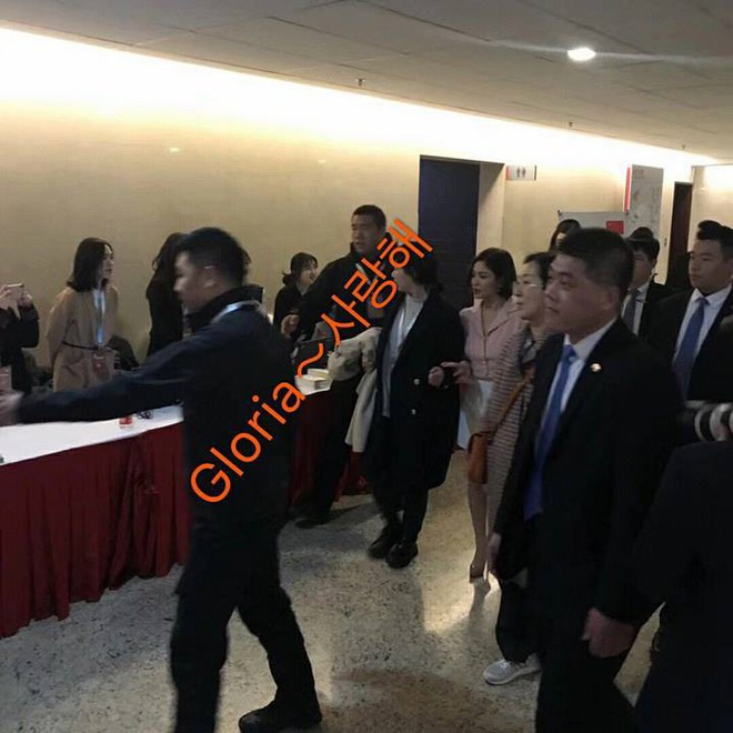 Vừa mới bị chê nhợt nhạt Song Hye Kyo đã tái xuất xinh đẹp, lộng lẫy thế này - Ảnh 5. Vừa mới bị chê nhợt nhạt Song Hye Kyo đã tái xuất xinh đẹp, lộng lẫy thế này - Ảnh 5.