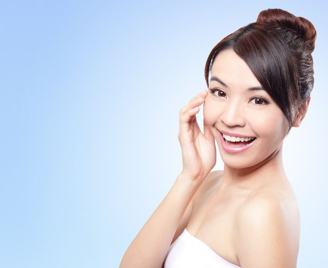9 loại tinh dầu tự nhiên có hiệu quả chống thâm, giảm nhăn rõ rệt với giá thành lại hợp lý hơn cả kem mắt - Ảnh 4. 9 loại tinh dầu tự nhiên có hiệu quả chống thâm, giảm nhăn rõ rệt với giá thành lại hợp lý hơn cả kem mắt - Ảnh 4.