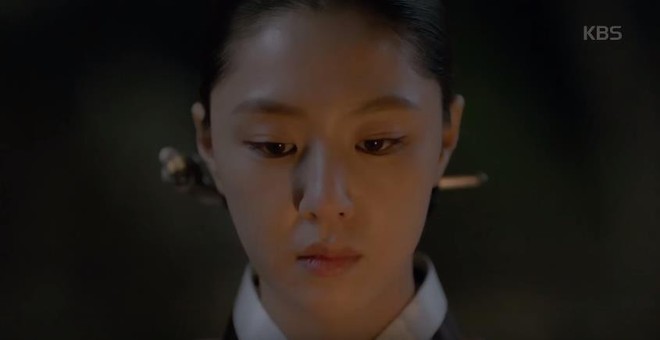Dù bị chê mặt đơ, diễn dở, Shin Se Kyung không những đóng chính mà còn sắp diễn 2 vai trong một đến nơi rồi! - Ảnh 2.