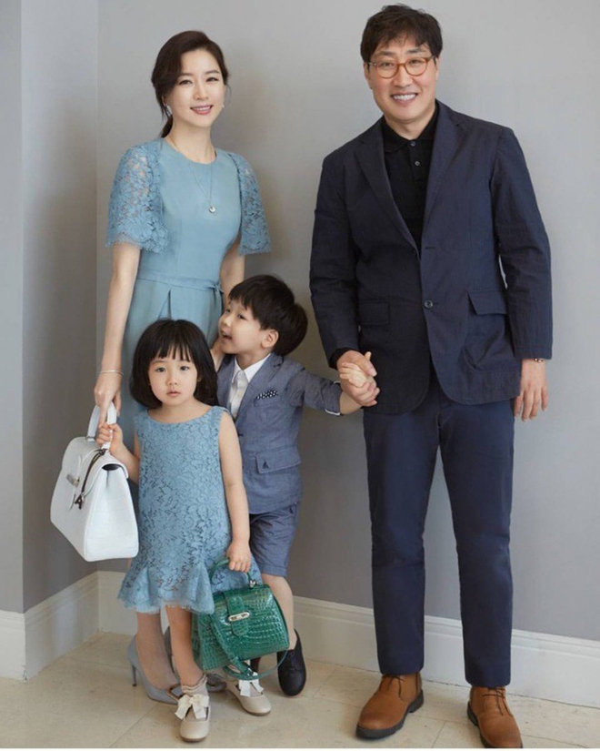 Lee Young Ae: Nàng ngọc nữ nói không với scandal, đánh đổi hào quang cho cuộc sống gia đình bình yên - Ảnh 14.