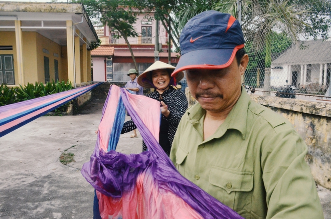 Dân làng dệt lụa Nha Xá nói về vụ bê bối lụa Tàu của Hoàng Khải: “Mấy chục năm nay, chúng tôi chỉ bán rất ít sản phẩm cho Khải Silk” - Ảnh 3.