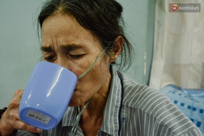 Xót xa cảnh người mẹ đơn thân ở Sài Gòn gần 60 năm giấu bệnh tim để được đi làm kiếm tiền nuôi con - Ảnh 5.