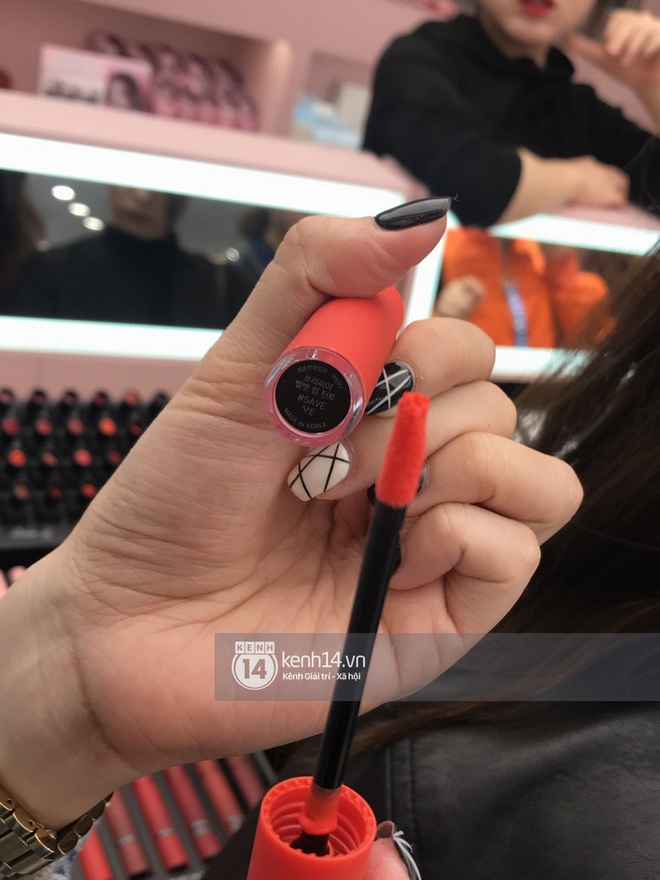 Clip nóng bỏng tay: Swatch cận cảnh loạt màu son 3CE Velvet Lip Tint đang gây sốt - Ảnh 7.