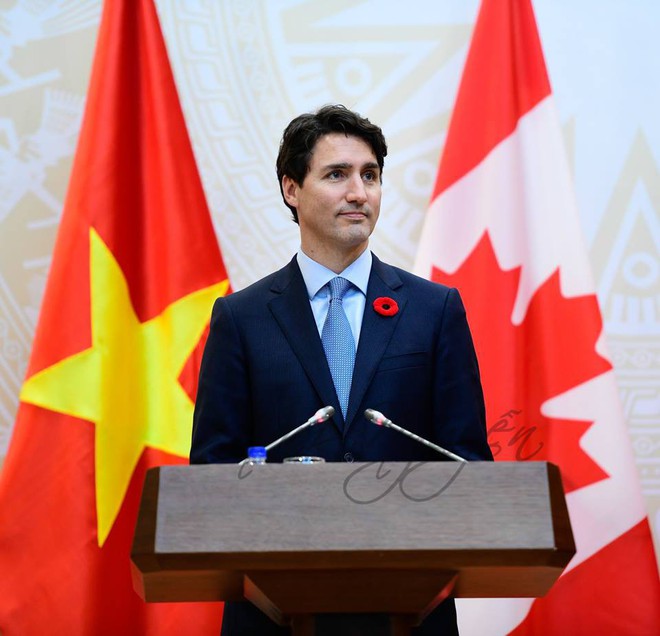 Nổi tiếng bởi vẻ điển trai lịch lãm, khi đặt chân tới Việt Nam, Thủ tướng Canada lại càng khiến mọi người phải trầm trồ - Ảnh 6.