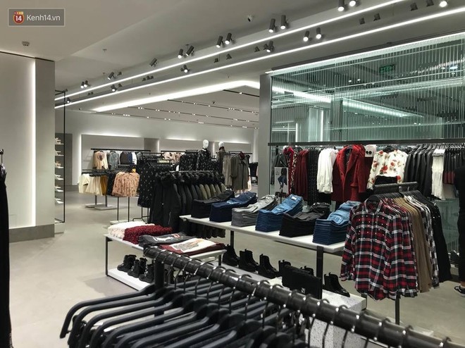 HOT: Tận mắt ngắm trọn 3 tầng của store Zara Hà Nội, to và sáng nhất phố Bà Triệu - Ảnh 8.