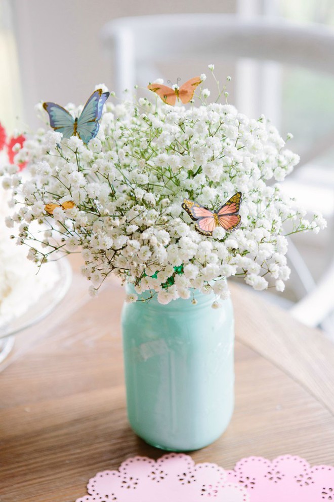 Những cách cắm hoa đơn giản giúp căn nhà từ buồn tẻ trở nên vô cùng sinh động - Ảnh 9.