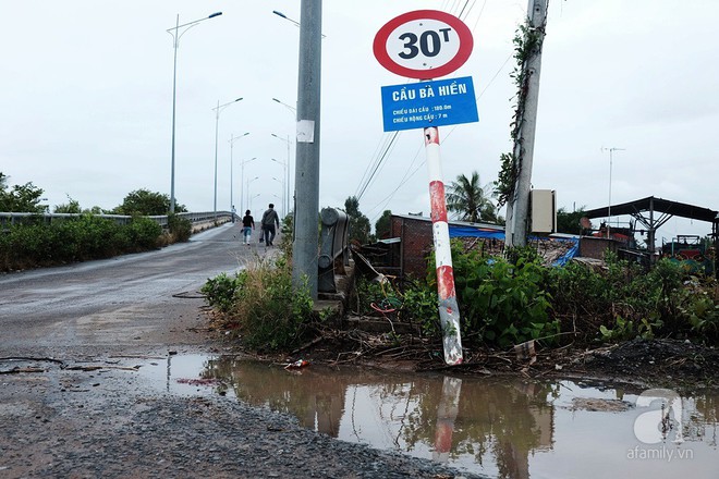 Bão tan, người dân miền Tây hứng khởi sửa thuyền chờ ra khơi - Ảnh 2.