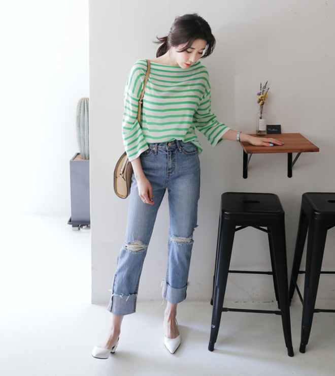 Lên đồ với áo phông và quần jeans, chỉ có đẹp chứ không bao giờ xấu nhé! - Ảnh 14.