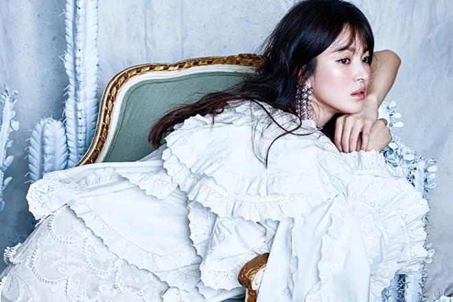 Chuyện tình Song Hye Kyo: Qua bao lận đận và tin đồn mới trở thành cô dâu viên mãn trong tình yêu - Ảnh 12.
