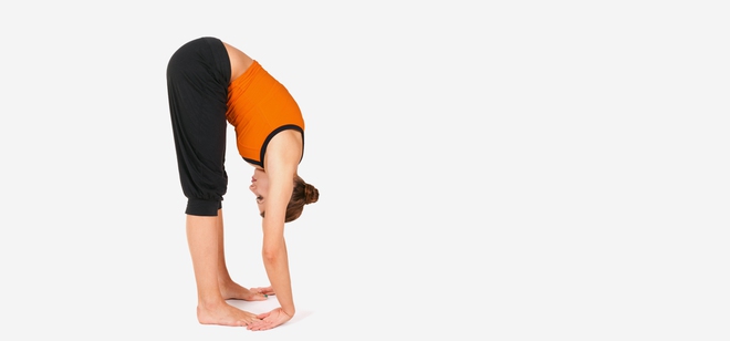 Căng thẳng kéo dài, hãy tập ngay những tư thế yoga này để bạn không còn mệt mỏi và luôn tươi tắn - Ảnh 2.