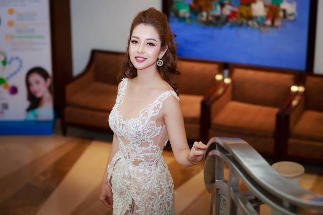 Hoa hậu 3 con Jennifer Phạm đốt mắt người nhìn với thân hình nóng bỏng - Ảnh 7.