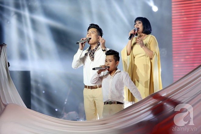 Chung kết 1 The Voice 2017: Thí sinh đội Thu Minh mang ca khúc cảnh báo nạn ấu dâm lên sân khấu - Ảnh 17.