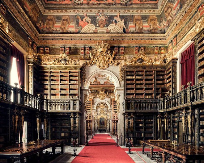 Ghé thăm những thư viện đẹp lung linh huyền bí như lâu đài trong truyện cổ tích - Ảnh 7.