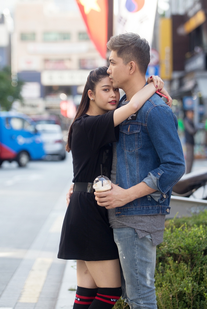 Tim – Trương Quỳnh Anh ôm hôn tình tứ trên đường phố Hàn Quốc - Ảnh 6.