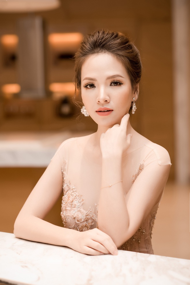 Hoa hậu Đặng Thu Thảo thu hút mọi ánh nhìn sau thời gian ít xuất hiện - Ảnh 10.