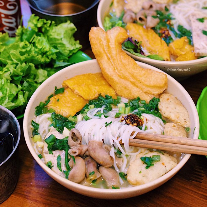 5 quán bún cá ở Hà Nội ngon đến mức, ăn một lần là mê ngay tắp lự - Ảnh 36.