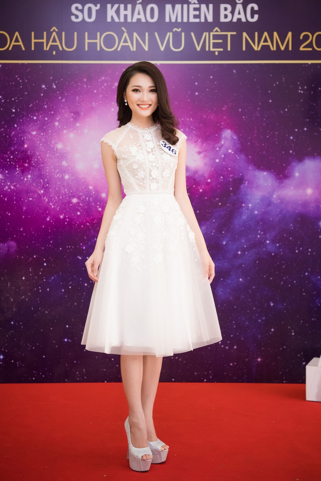 Cận cảnh nhan sắc Nữ PG từng gây bão mạng đụng váy Chi Pu, Hari Won ở Hoa hậu Hoàn vũ - Ảnh 15.