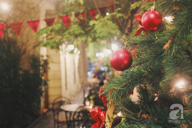 5 quán cafe vừa ấm cúng, vừa đẹp long lanh nên đến ngay trong mùa Giáng sinh - Ảnh 1.