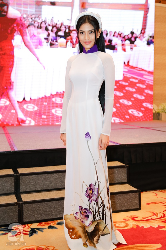 Hoa hậu Phạm Hương xuất hiện rực rỡ sau thời gian liên tiếp gặp biến cố - Ảnh 9.