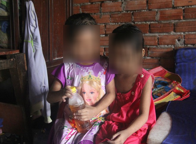 Vụ 2 bé gái song sinh 6 tuổi nghi bị dâm ô: Đình chỉ vụ án, khi nào có chứng cứ sẽ tiếp tục điều tra - Ảnh 1.