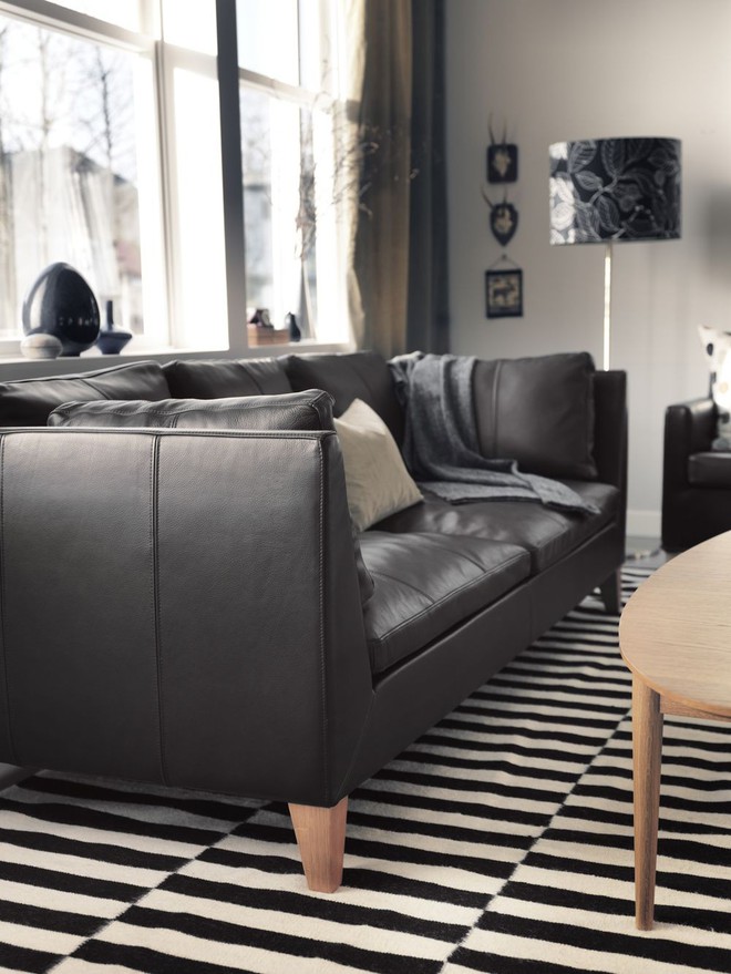 Những ý tưởng sử dụng ghế sofa Stockholm trong phòng khách cực ấn tượng   - Ảnh 1.