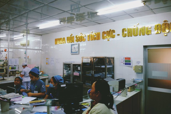 Vụ bé gái suy đa tạng tử vong sau khi uống trà sữa: Do thuốc diệt cỏ? - Ảnh 1.