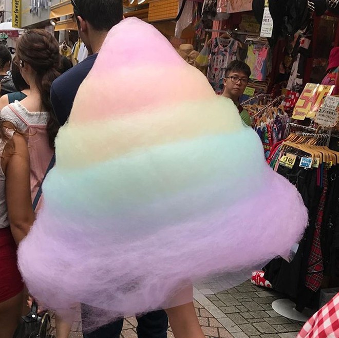 Chiêm ngưỡng chiếc kẹo bông khổng lồ ở Nhật Bản khiến ai nhìn cũng thích thú - Ảnh 1.