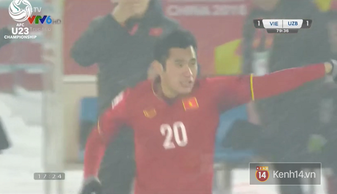 U23 Việt Nam đang có 3 cầu thủ mang tên Bui Tien Dung trên sân khiến fan quốc tế cực kì bối rối! - Ảnh 2.