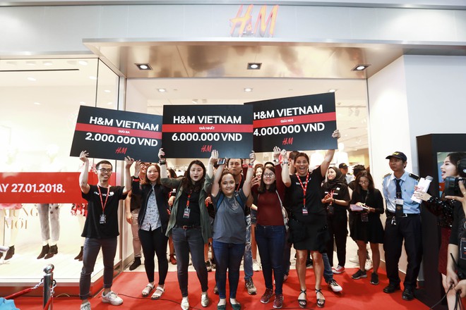 H&M Việt Nam tiếp tục khai trương thêm một cửa hàng thứ 3 tại Sài Gòn - Ảnh 6.