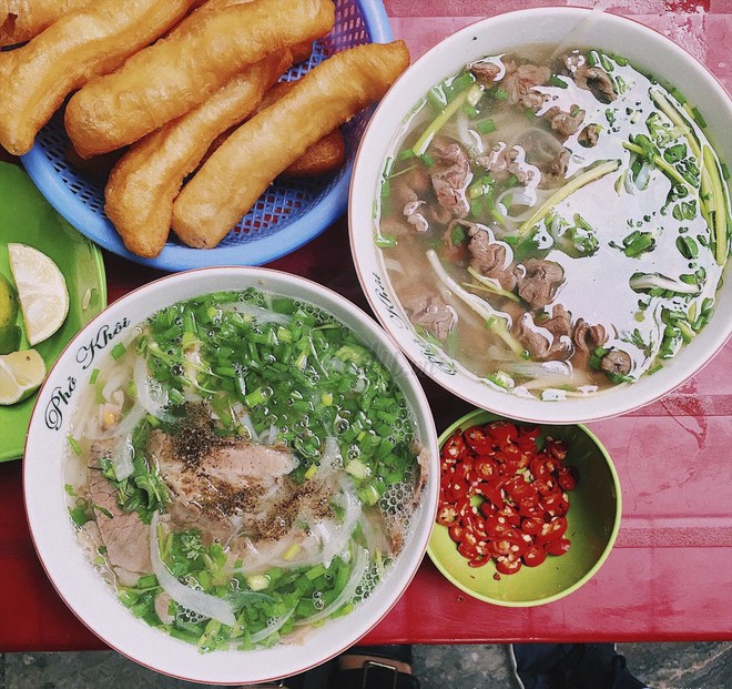 Báo Tây điểm danh 9 món ăn sáng ngon nổi tiếng của Việt Nam  - Ảnh 4.