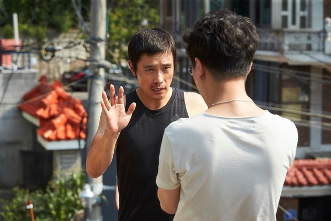 Những điều thú vị từ bộ phim đang làm mưa làm gió xứ Hàn của Lee Byung Hun - Ảnh 1.