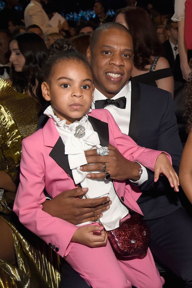 Mới 6 tuổi, con gái Beyoncé đã sở hữu kho đồ hiệu đắt giá khiến nhiều người ghen tị - Ảnh 3.