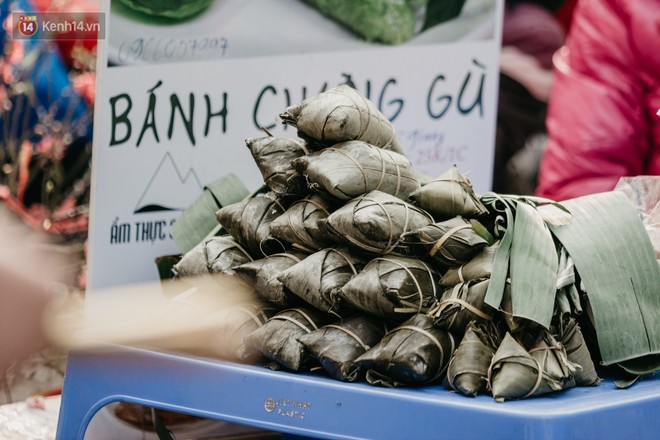 Chùm ảnh: Ghé thăm chợ hoa truyền thống lâu đời nhất Hà Nội - cả năm chỉ họp đúng một phiên duy nhất - Ảnh 14.