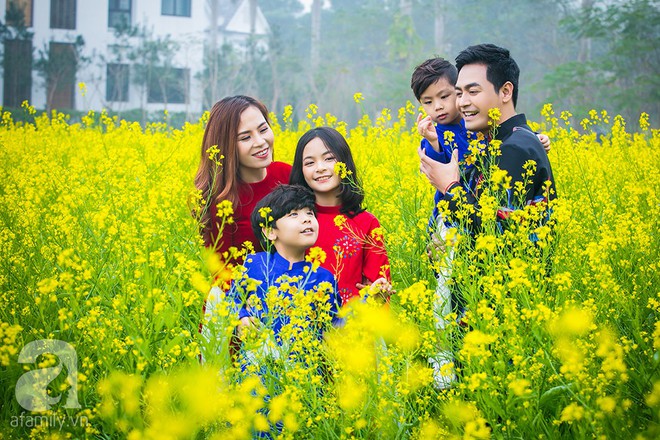 Hạnh phúc ngọt ngào của gia đình MC Phan Anh trong ngày đầu năm mới - Ảnh 7.
