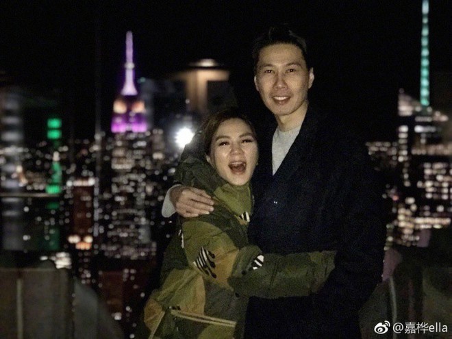 Vợ chồng Ella (S.H.E) trốn con tới New York hẹn hò nhân dịp năm mới - Ảnh 6. Vợ chồng Ella (S.H.E) trốn con tới New York hẹn hò nhân dịp năm mới - Ảnh 6.