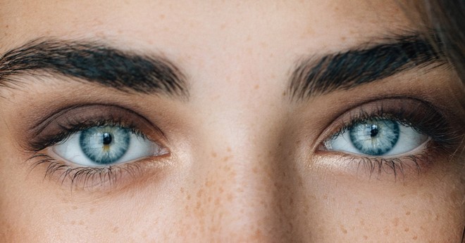 Đừng chủ quan bỏ qua nếu thấy mắt xuất hiện các triệu chứng bất thường sau - Ảnh 5.