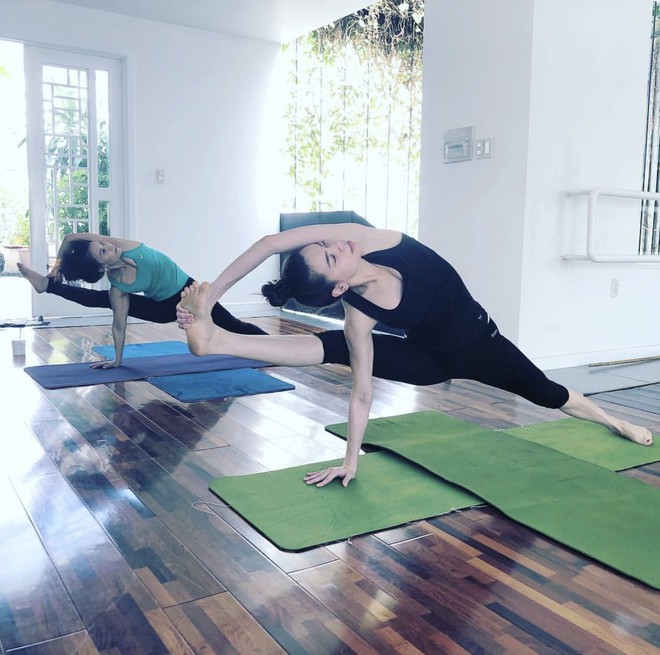 Soi nhất cử nhất động của sao Việt (21/2) - Ảnh 2.