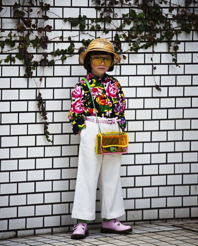 Fashionista 7 tuổi người Nhật từng gây sốt nay còn tự mix đồ hiệu xịn sò cho photoshoot chất ngất của mình trên Elle Mỹ - Ảnh 4.